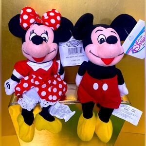 DISNEY EXCLUSIVE NWT VTG 90s CLASSIC MICKEY & MINNIE RETIRED BEAN BAG BAG PLUSH